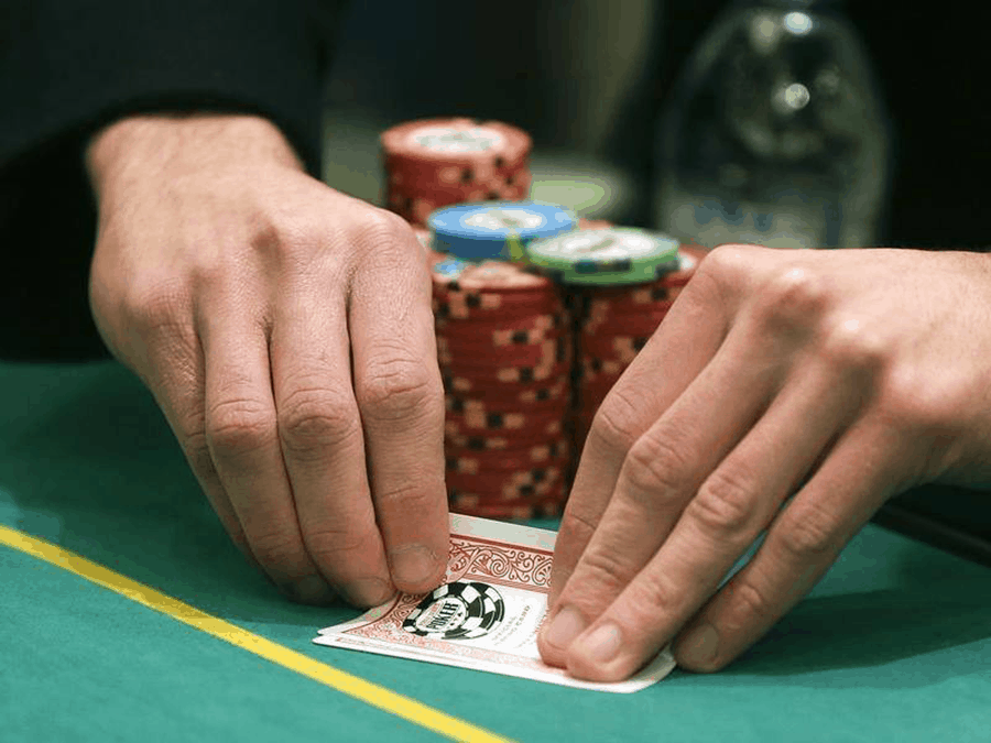 Cách đối phó với 4 dạng người chơi trong Poker
