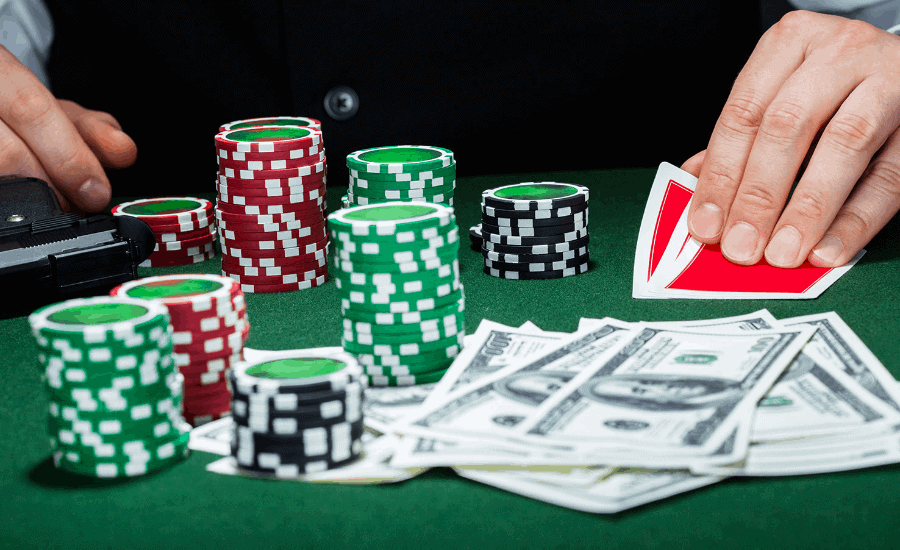 Thủ thuật nào khi chơi Poker giúp bạn chiến thắng?