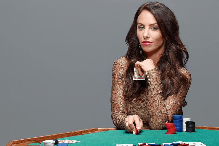 Cách để giữ bình tình và vận dụng chiến thuật khi chơi Blackjack