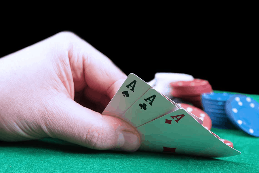 Nổi bật hai sai lầm của người chơi Poker