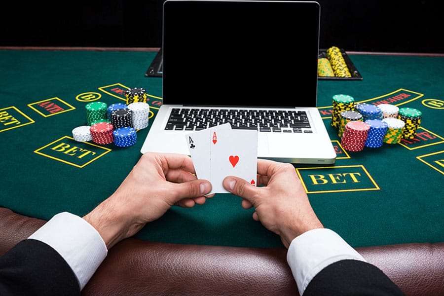 Những lầm tưởng không đáng có của người chơi Poker