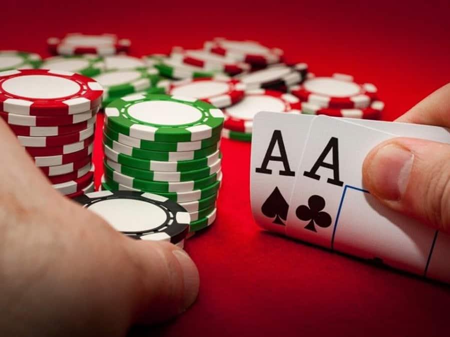 Cần làm gì khi thiếu sự tự tin trên bàn cược Poker?