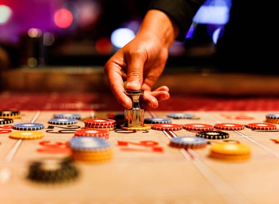 Hai chiến lược đơn giản luôn có mặt trong trò chơi Roulette