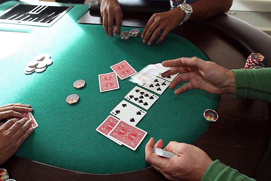 Học cách đánh giá về cơ hội của bạn trong Blackjack