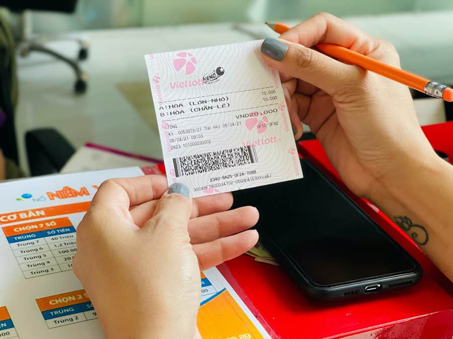 Chơi Keno online thế nào để lấy được tiền thưởng từ nhà cái?