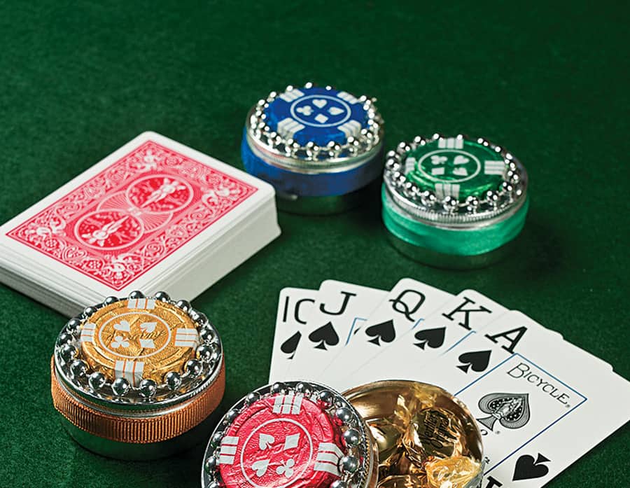 Các vấn đề có liên quan đến các hand khi chơi bài Poker