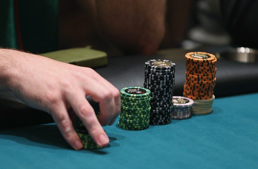 Hướng dẫn cách chơi Baccarat từ cơ bản cho đến nâng cao giành cho người chơi?