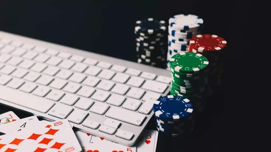 Muốn hạ bệ đối thủ trong Poker thì nắm chắc kinh nghiệm này