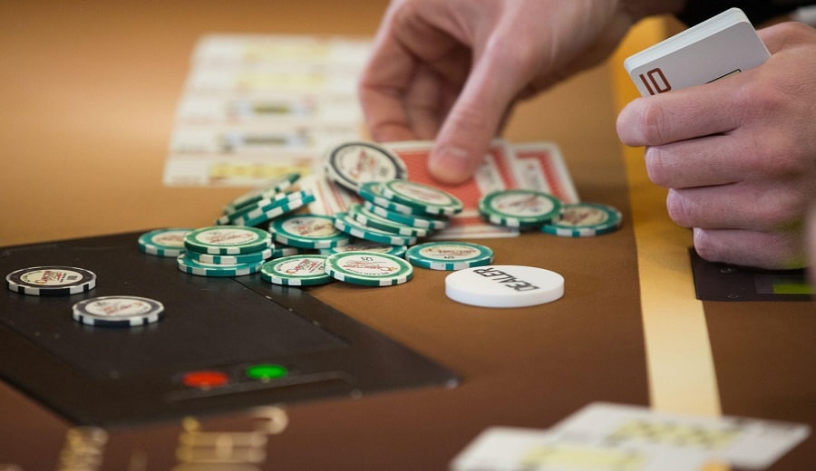 Học cách kiểm soát tâm lý – Vũ khí bí mật giúp người chơi Poker luôn chiến thắng